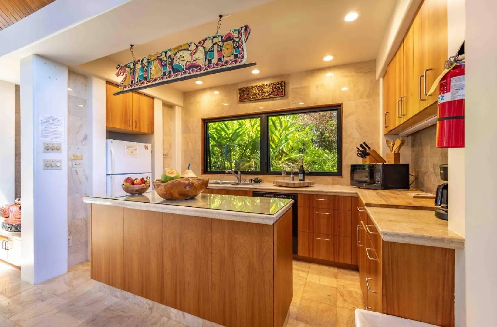 Cliff House With Ocean Views In Haiku, Maui Jungle Huelo