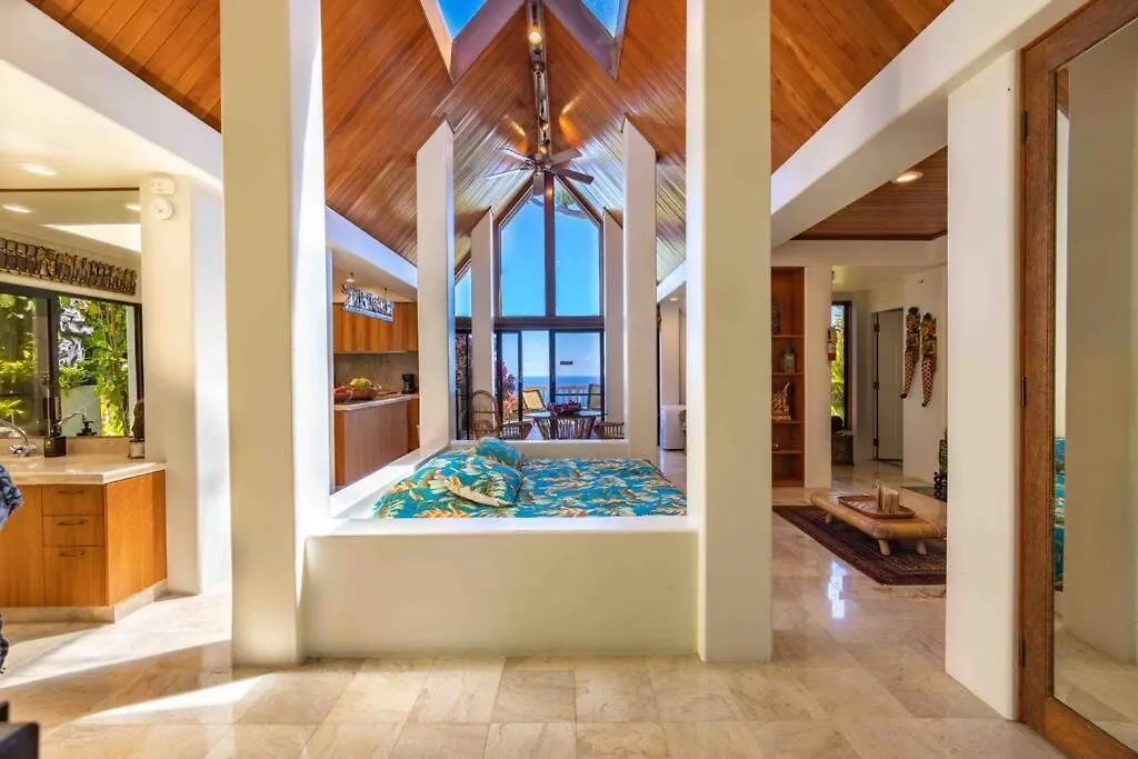 Cliff House With Ocean Views In Haiku, Maui Jungle Huelo